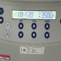 Eppendorf 5425R Refrigerated Centrifuge image 2